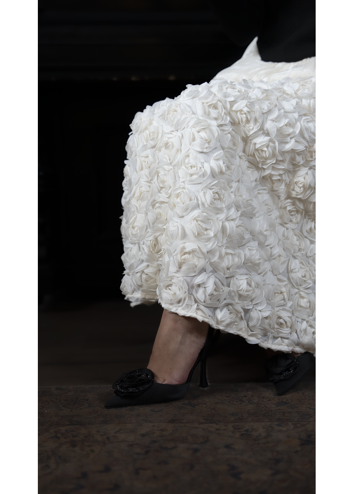 Love 3 Boyutlu Krem Güllü Etek