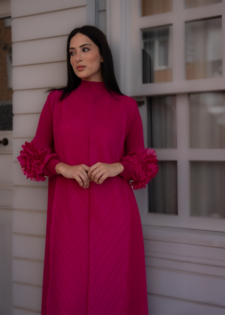 Gül Detaylı Miyake Elbise Pembe