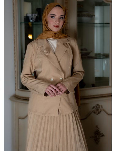 Gül Broşlu Blazer Etek Takım