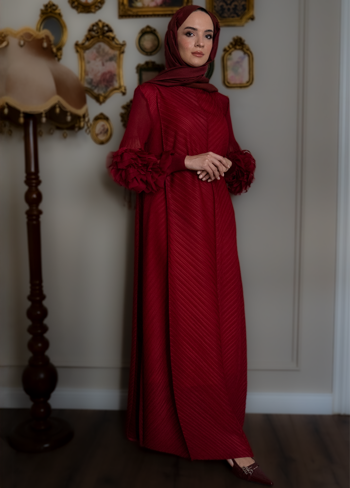 Gül Detaylı Miyake Elbise Bordo